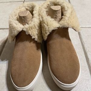Uggs Sheepskin booties